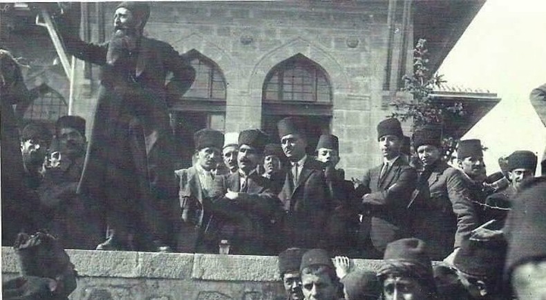 Papam Eftim Kimdir?
