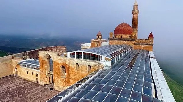 İshak Paşa Sarayı - Doğubeyazıt