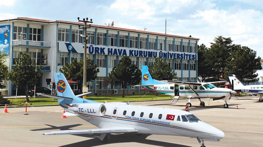 HER ÖĞRENCİDEN 10 BİN DOLAR