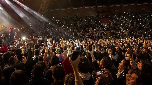 Konser, sinema ve tiyatrolar...