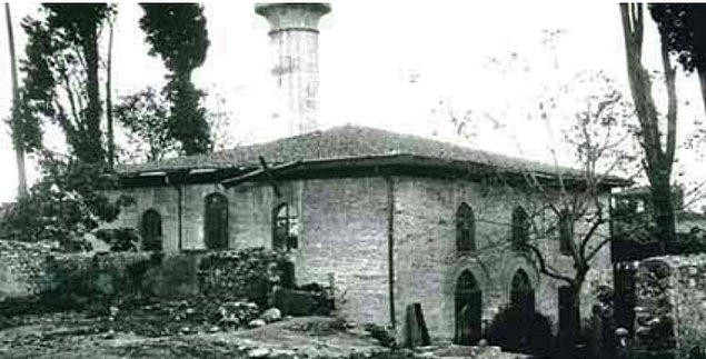 Mesela Oruç Gazi İsmail Ağa Camii (1491) ...