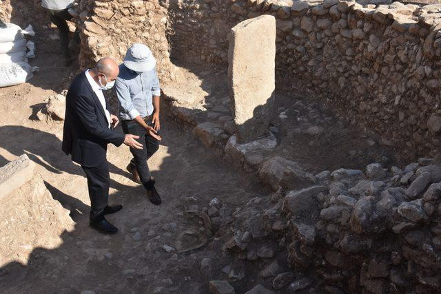 12 BİN YILLIK TAPINAK GÜN YÜZÜNE ÇIKARILDI