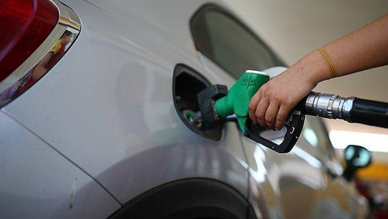 Benzin ve Motorine Büyük Zam
