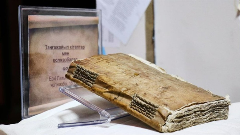 İnsan derisiyle kaplı 5 asırlık el yazması gizemini koruyor