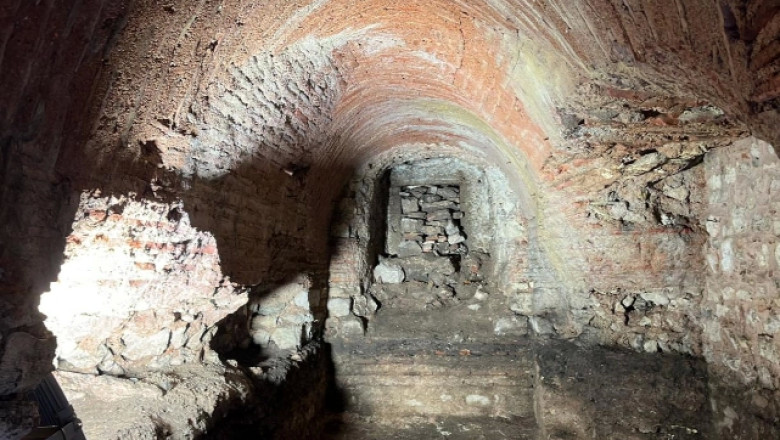 İstanbul'da bin 500 yıllık yer altı dehlizi bulundu
